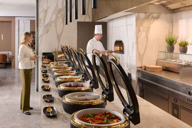 Emirates Lounge