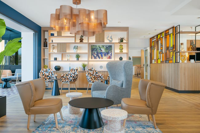 Lobby du Four Points by Sheraton Reims Cathédrale. Lobby du Four Points by Sheraton Reims Cathédrale.
