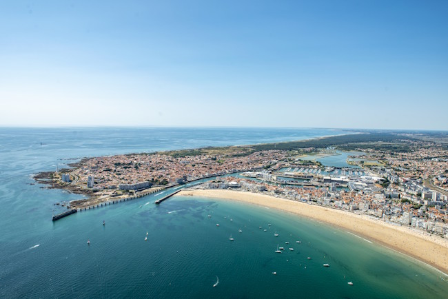 Baie des Sables (c) Antoine Martineau. Baie des Sables (c) Antoine Martineau.