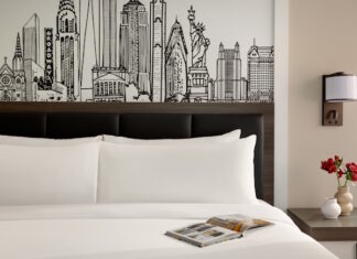 Une des 685 chambres du Crowne Plaza Manhattan Times Square. Une des 685 chambres du Crowne Plaza Manhattan Times Square.