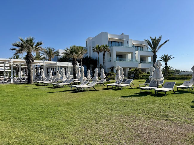 Outdoor spaces well-suited for MICE events.